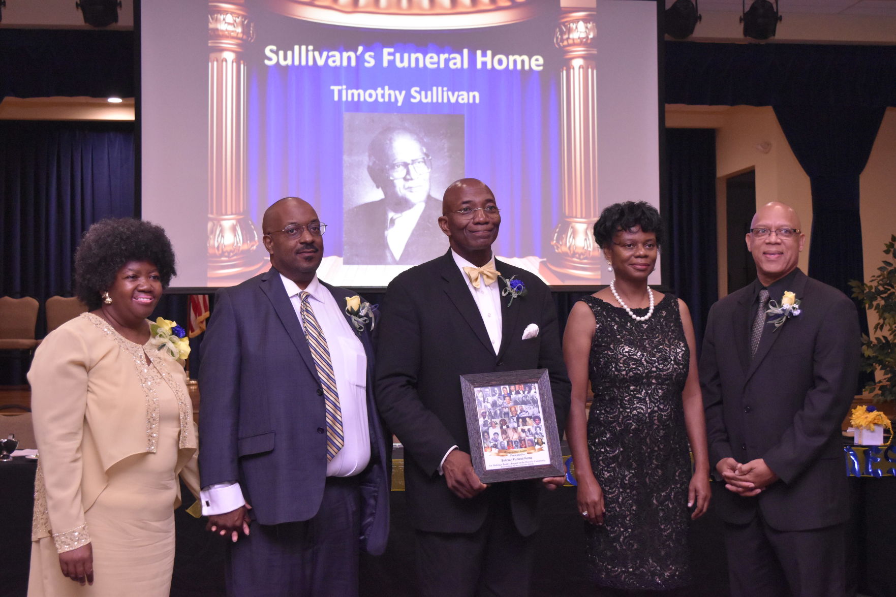 Pastor A. A. Dicks, Sr. receives Legacy Award for Sullivan Funeral Home.